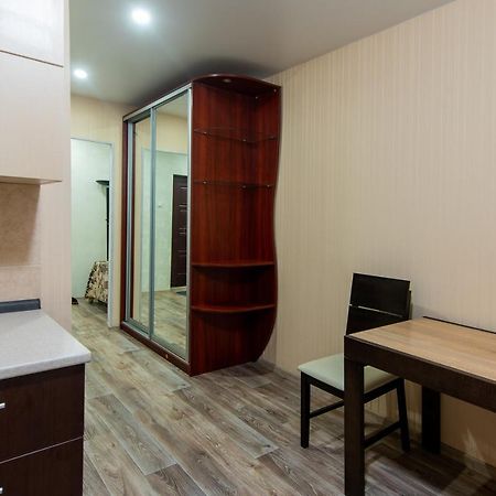 קייב Apartment Street Trostyanetskaya מראה חיצוני תמונה
