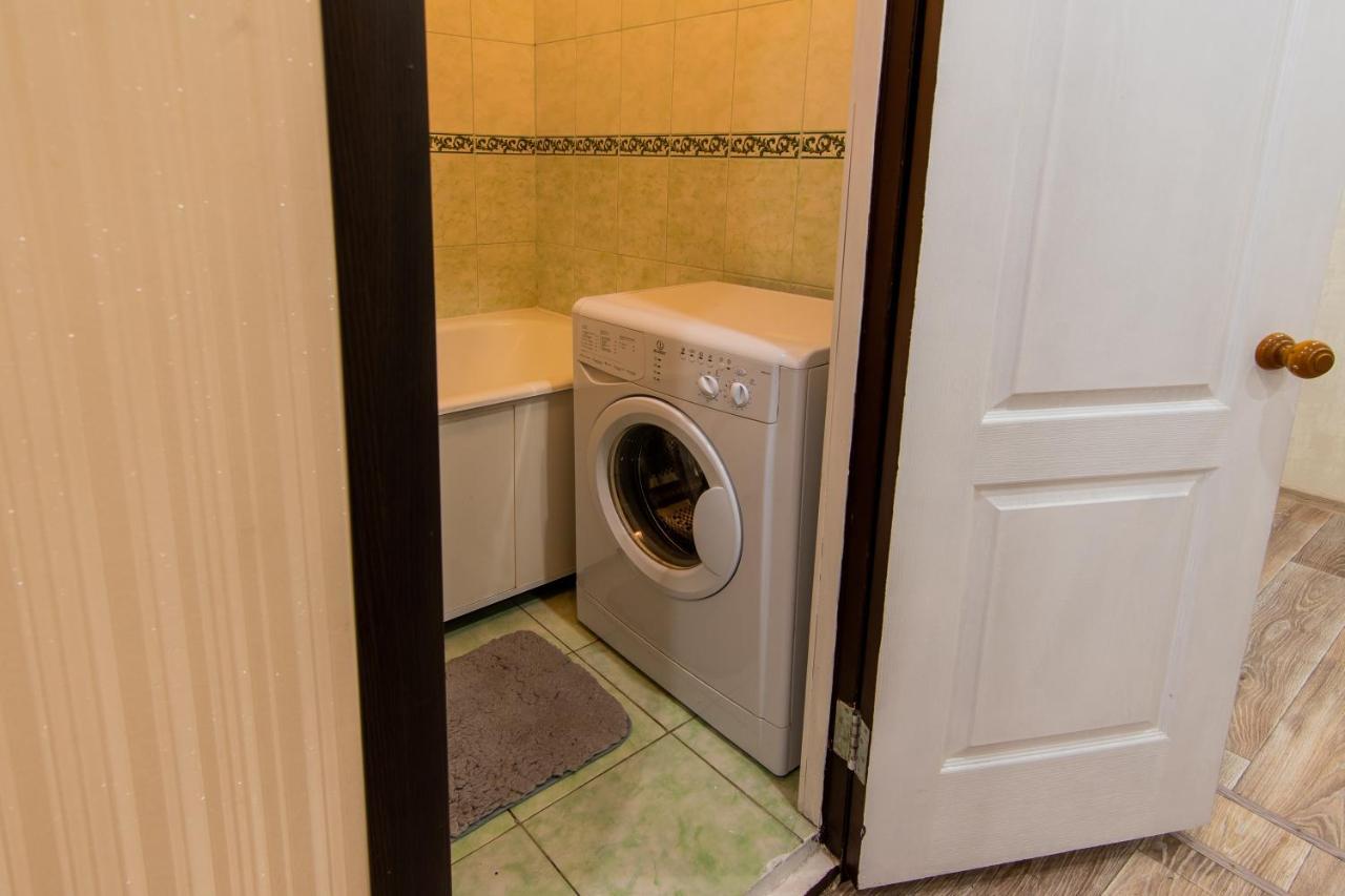 קייב Apartment Street Trostyanetskaya מראה חיצוני תמונה