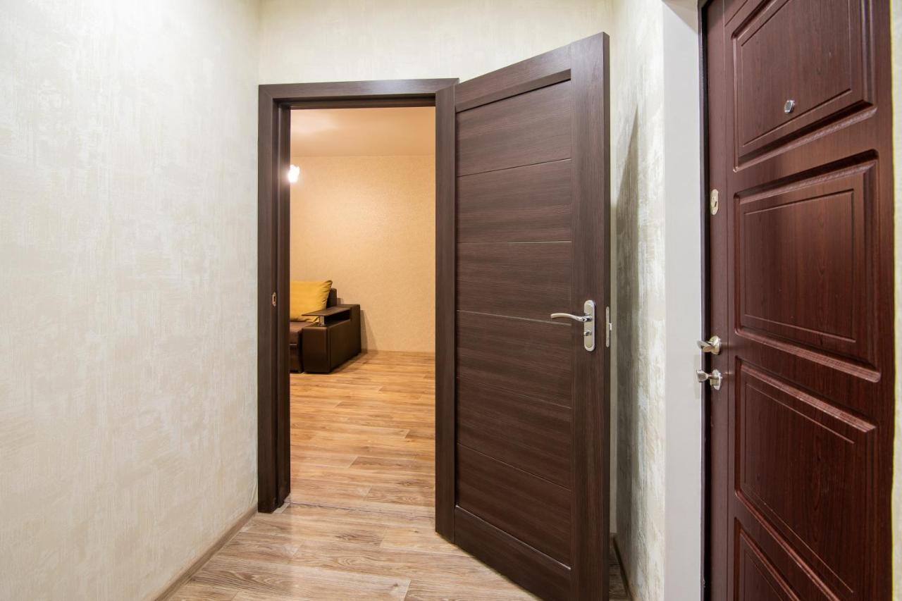 קייב Apartment Street Trostyanetskaya מראה חיצוני תמונה